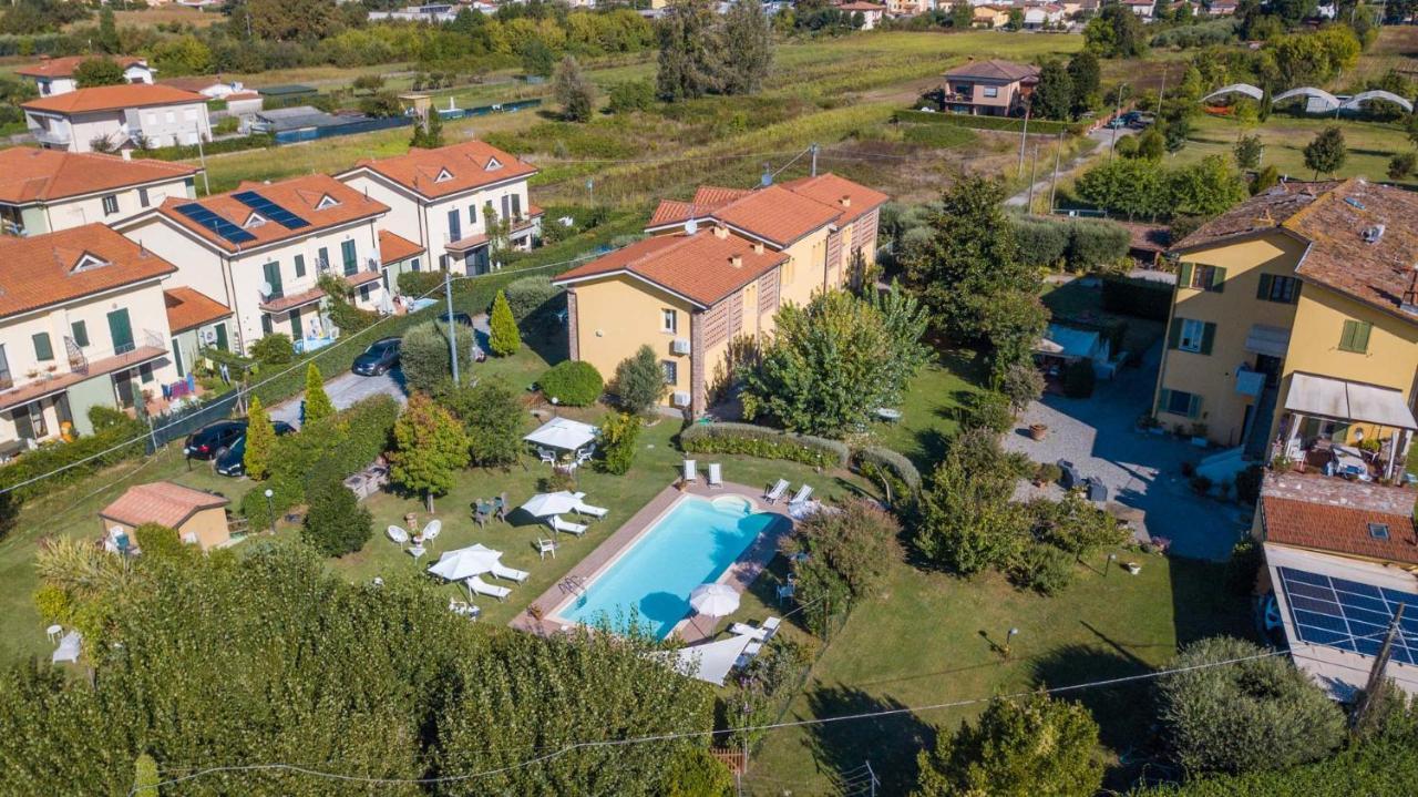 Villa Gabriella Lucca Exterior photo